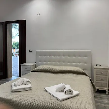 Oronzo Guest house *