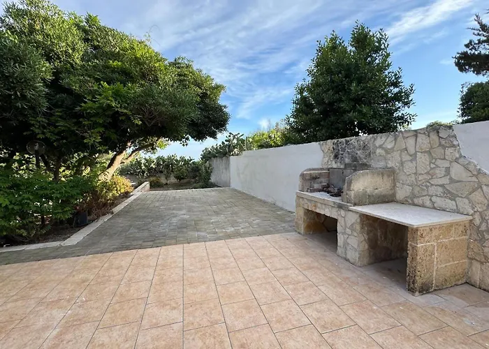 Oronzo بيت ضيافة توري لابيلو